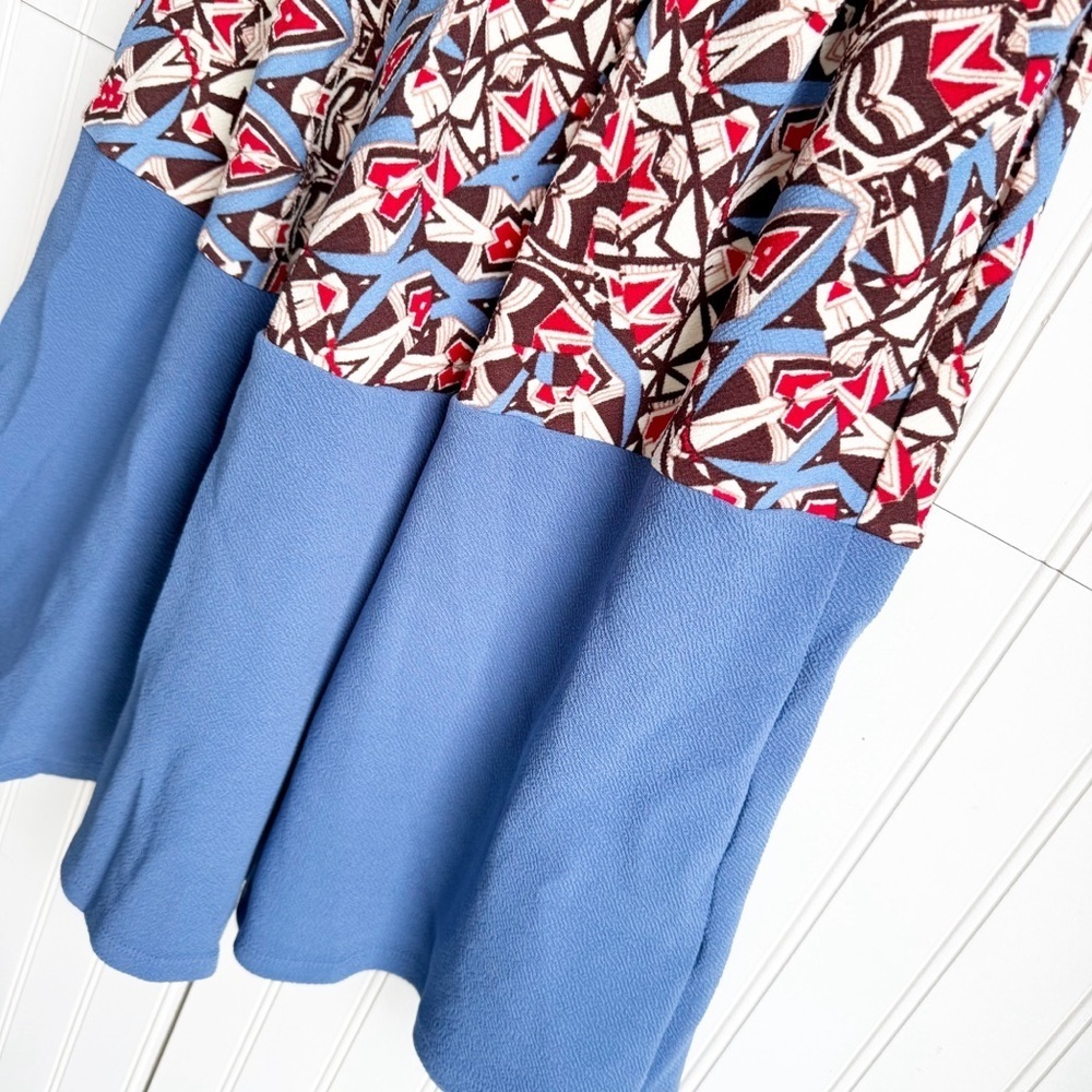 LuLaRoe Size S Blue Brown Geometric Print Short Sleeve Pleated Amelia Dress - Picture 4 of 5